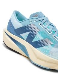 NEW BALANCE FUELCELL REBEL V4 BLUE MUJER